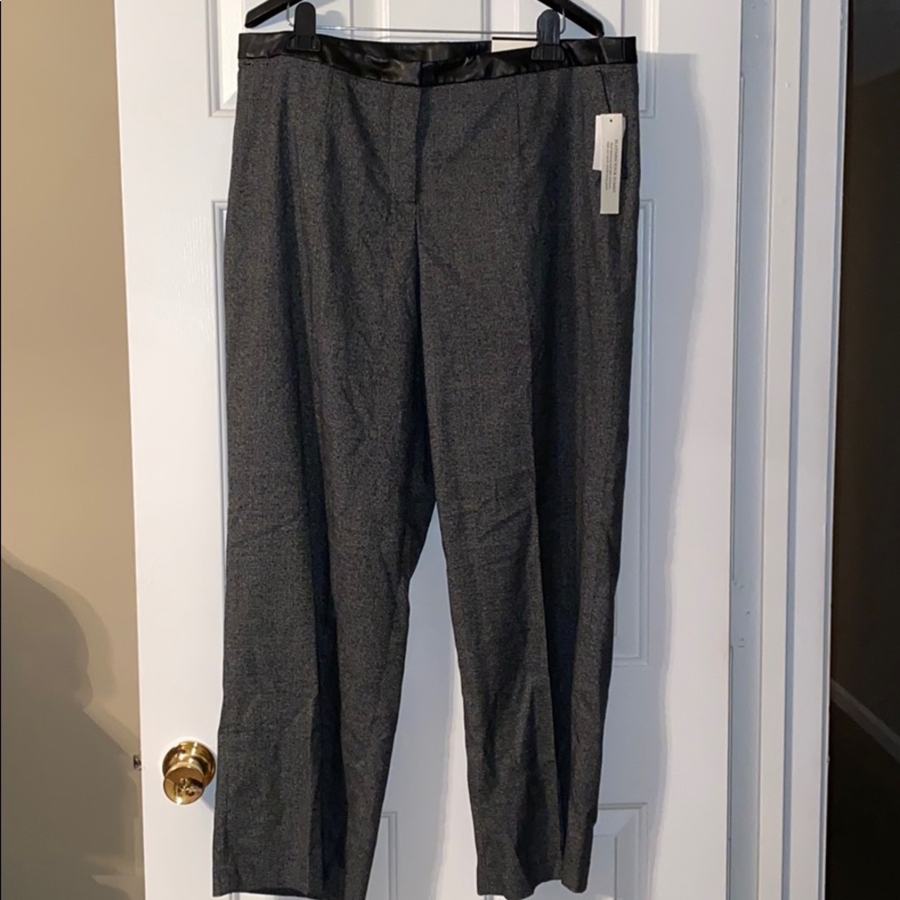 NWT PETITE Cato Straight Leg 18W
